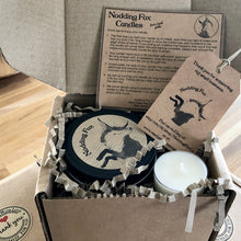 Load image into Gallery viewer, Nectarine Blossom & Honey scented Candle (150g)